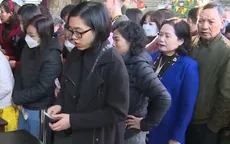 Đông đảo người dân đi lễ chùa đầu năm