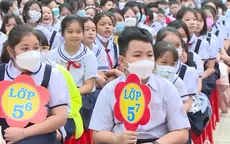 TP Hồ Chí Minh: Học sinh quay lại trường học sau kỳ nghỉ Tết