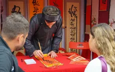 Ông đồ Tây tại Hội chữ Xuân Quý Mão