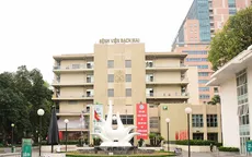 Bệnh viện công lập thu không đủ chi, máy móc cũ phải đi mượn