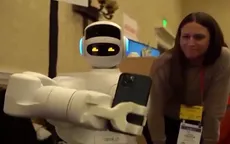 Robot đa chức năng chuyên khử trùng