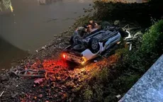 Xe bán tải lao xuống sông Ka Long, 3 người thương vong