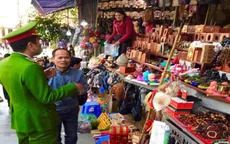 Tăng cường kiểm tra an toàn phòng cháy chữa cháy với các gian hàng tại lễ hội chùa Hương