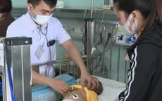 Trẻ bị viêm phổi do virus RSV tăng đột biến