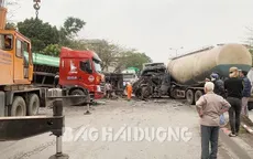 Tai nạn liên hoàn giữa 3 ô tô, quốc lộ 5 ùn tắc nhiều giờ
