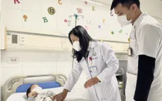 Cứu bệnh nhi bị tắc ruột do bã thức ăn