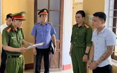Chê tiền hát đắt, gọi em ruột đến chém trọng thương chủ quán karaoke