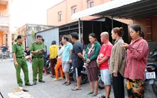 Kiên Giang: Tạm giữ 11 đối tượng chơi tài xỉu ăn tiền