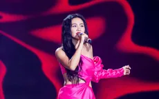 Văn Mai Hương lần đầu hát live “Đại minh tinh” trên sân khấu Vietnam Idol