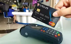 Mỗi người trưởng thành có 2 thẻ ngân hàng
