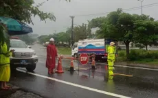 Tạm ngừng xe lưu thông trên đèo Hải Vân
