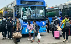 Campuchia tổ chức xe bus đưa rước miễn phí, hỗ trợ người dân dịp lễ hội Pchum Ben