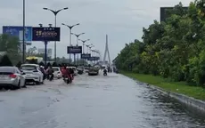 Mưa lớn, nhiều tuyến đường TP Cần Thơ bị ngập sâu