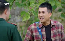 Cuộc chiến không giới tuyến - Tập 31: Không thuyết phục được bà nội cho đi lính, Hiếu cầu cứu Trung