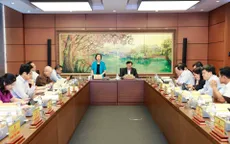 Quốc hội thảo luận dự thảo các Nghị quyết quan trọng