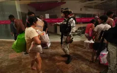 Cướp bóc hoành hành tại Acapulco (Mexico) sau khi bão Otis tàn phá