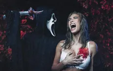 Hailey Bieber gây sốt với màn hóa trang Halloween