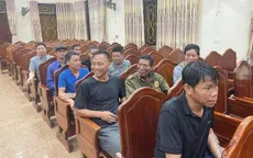 Ứng cứu kịp thời 9 công nhân bị nước lũ cô lập