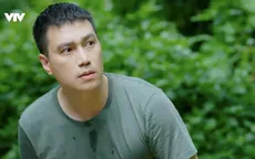 Cuộc chiến không giới tuyến - Tập 17: Một mình vào rừng, Trung suýt gặp nguy hiểm
