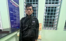 Cảnh sát cơ động ''dỏm" bỏ chạy khi gặp Tổ tuần tra