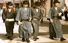 Thú vị "đội quân Samurai" nhặt rác ở Nhật Bản