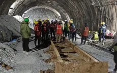 Ấn Độ khoan được nửa đường hầm bị sập