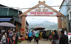 Muôn sắc màu tại chợ phiên San Thàng Lai Châu