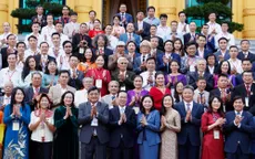 Chủ tịch nước gặp mặt thân mật nghệ nhân, thợ giỏi trong lĩnh vực thủ công mỹ nghệ