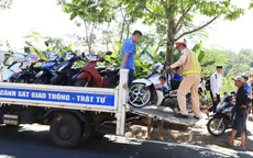 Đắk Nông: Tạm giữ 150 trường hợp xe mô tô để trái phép trên vỉa hè