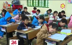 Những bất thường ở trường vùng cao: Mập mờ cả tiền hỗ trợ sách vở