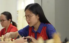 Cô gái khiếm thị trở thành vận động viên cờ vua