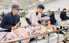 Vụ sập trần gỗ trong trường học tại Nghệ An: Một nữ sinh bị liệt hoàn toàn