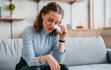 Mùi nước mắt của phụ nữ khiến đàn ông bớt hung dữ hơn