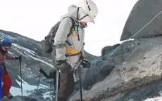 Bệnh nhân ung thư chinh phục đỉnh núi cao nhất Mexico