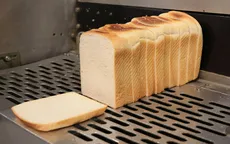 3/4 số bánh mì tại cửa hàng ở Anh chứa lượng muối trên mỗi lát nhiều hơn một gói khoai tây chiên