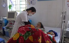 Sinh con tại nhà do chuyển dạ nhanh, sản phụ bị băng huyết sau sinh