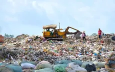 Phản đối nhà máy xử lý chất thải, nhiều phụ huynh cho con nghỉ học