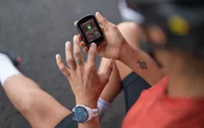 Nhiều chỉ số tập luyện tích hợp trên dòng máy tính đạp xe GPS mới