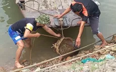 Hà Nội: Phát hiện một quả bom hơn 500kg ở sông Đuống