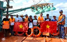 Linh hoạt lồng ghép công tác dân vận kết hợp khám chữa bệnh và tuyên truyền về IUU
