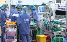 Nghề điều dưỡng: Áp lực cao, đãi ngộ chưa tương xứng