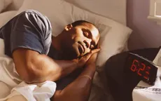 Cách để ngừng nhìn vào điện thoại khi vừa thức dậy