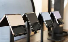 Thị phần của Samsung trên thị trường điện thoại màn hình gập lao dốc