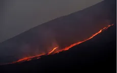 Núi lửa Etna phun trào, các chuyến bay đến sân bay Catania ở Sicily bị đình chỉ