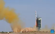 Trung Quốc phóng thành công các vệ tinh khoa học