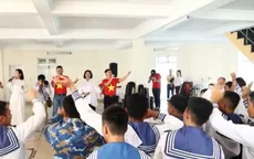 Hát giữa ngàn khơi Trường Sa