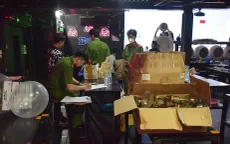 Nhiều quán bar, club tại "phố Tây" Bùi Viện bị xử phạt vì kinh doanh bóng cười, shisha