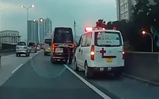 Công an Hà Nội xác minh xe khách không nhường đường xe cứu thương