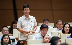 "Lãng phí về niềm tin nguy hiểm hơn lãng phí tiền bạc"
