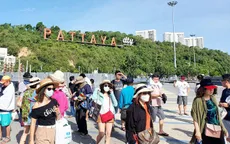 Khách Việt chuộng du lịch nước ngoài dịp hè
